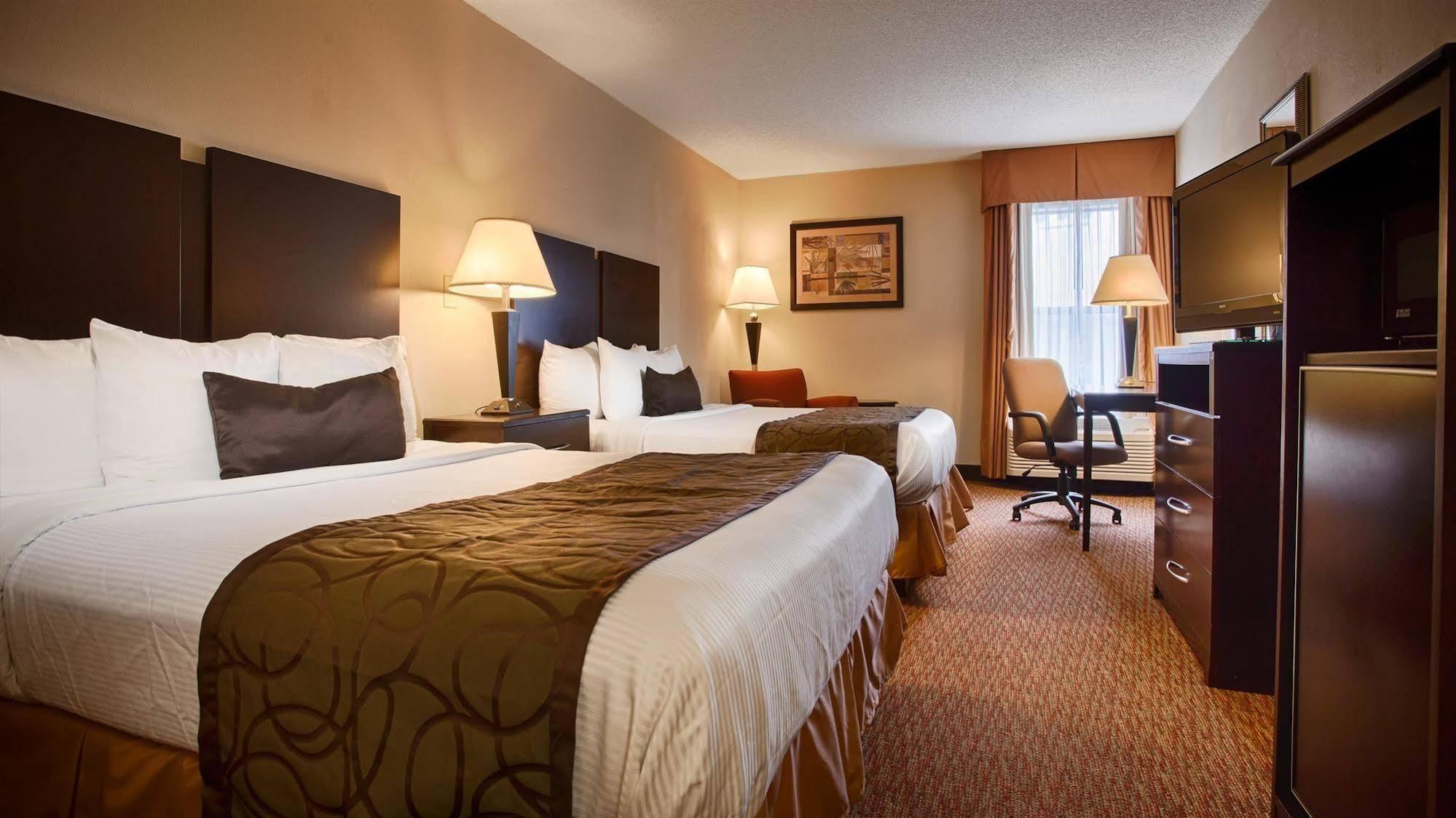 Best Western Plus Edison Inn Garner Extérieur photo