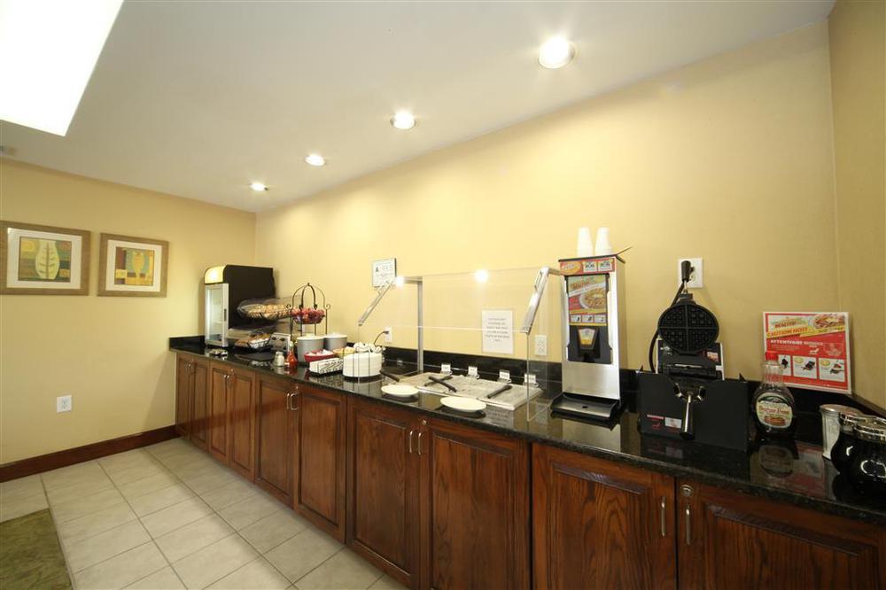 Best Western Plus Edison Inn Garner Restaurant photo