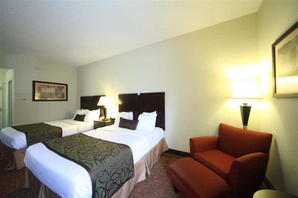 Best Western Plus Edison Inn Garner Extérieur photo