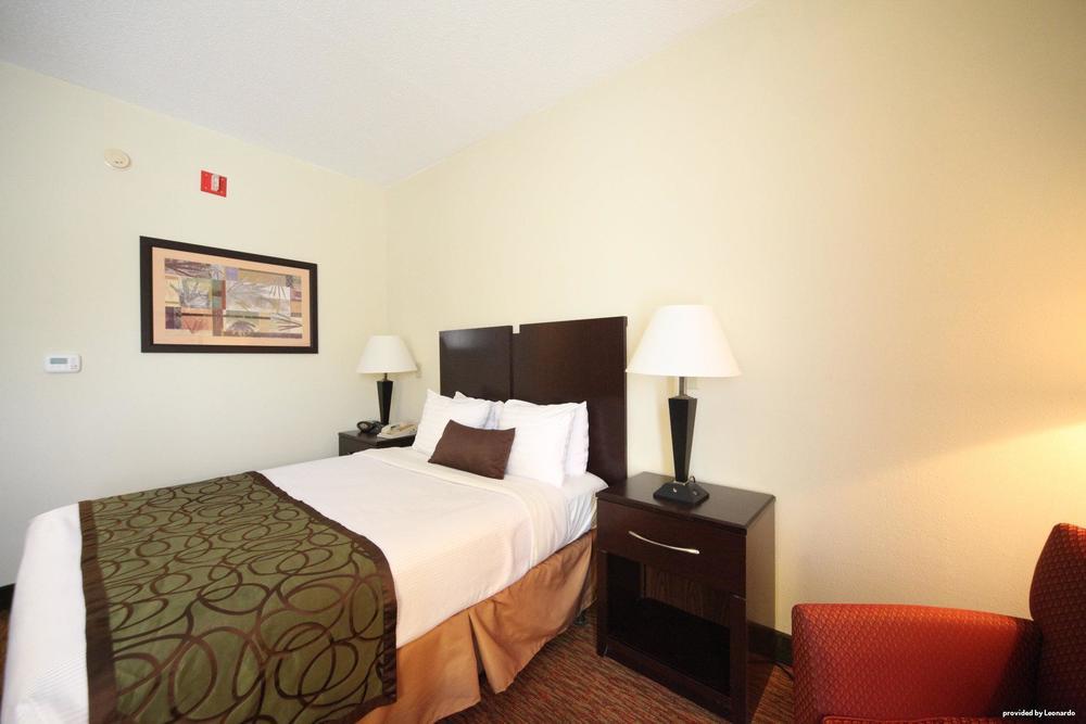 Best Western Plus Edison Inn Garner Extérieur photo